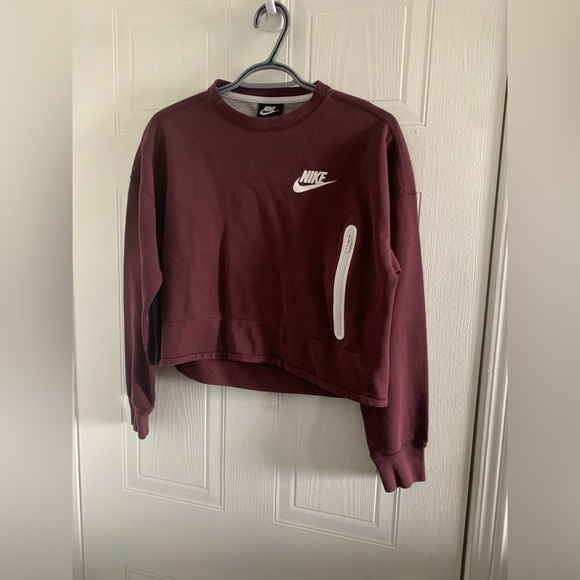 Nike Tops - LIKE NEW Nike Tech Fleece Crop Burgundy Sweater Small